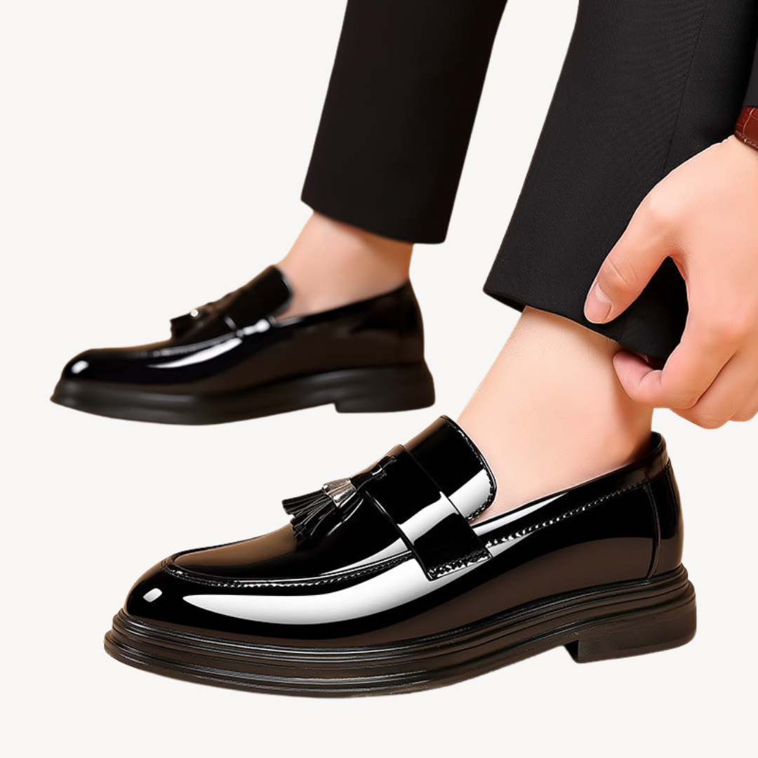 Men's Black Orthopedic Tassel Loafers | Loravelle