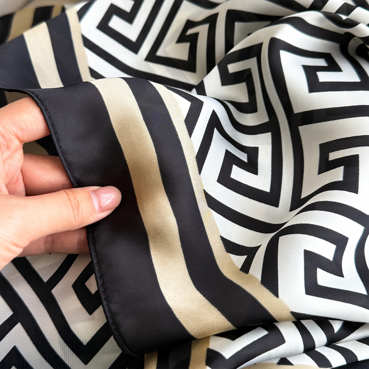 Women's Geometric Print Polyester Scarf | Loravelle