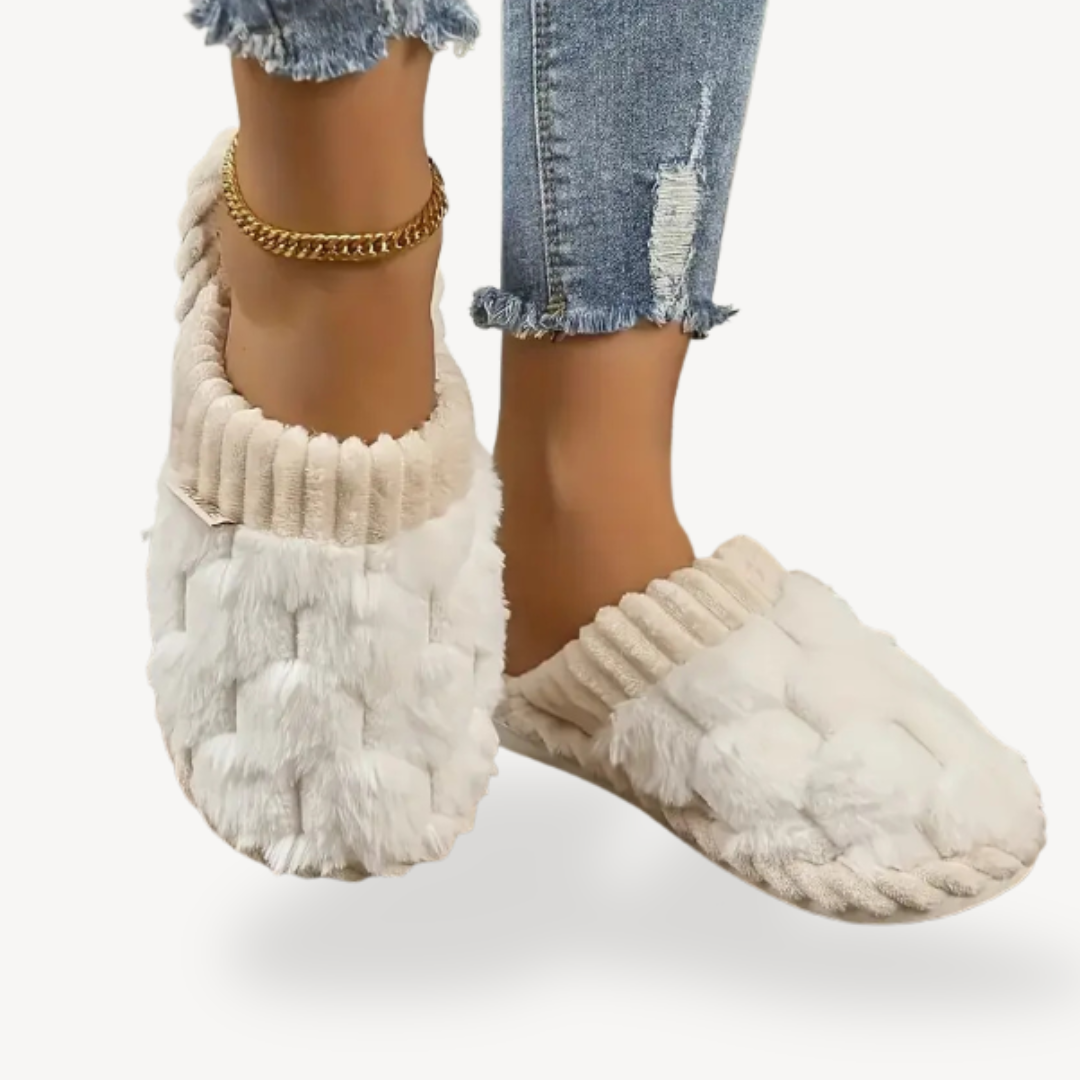 Women's Orthopedic Fluffy Cushioned Indoor Slippers | Loravelle