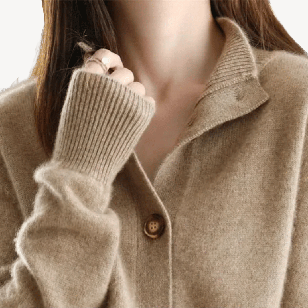 Cashmere Button-Down Sweater | Loravelle
