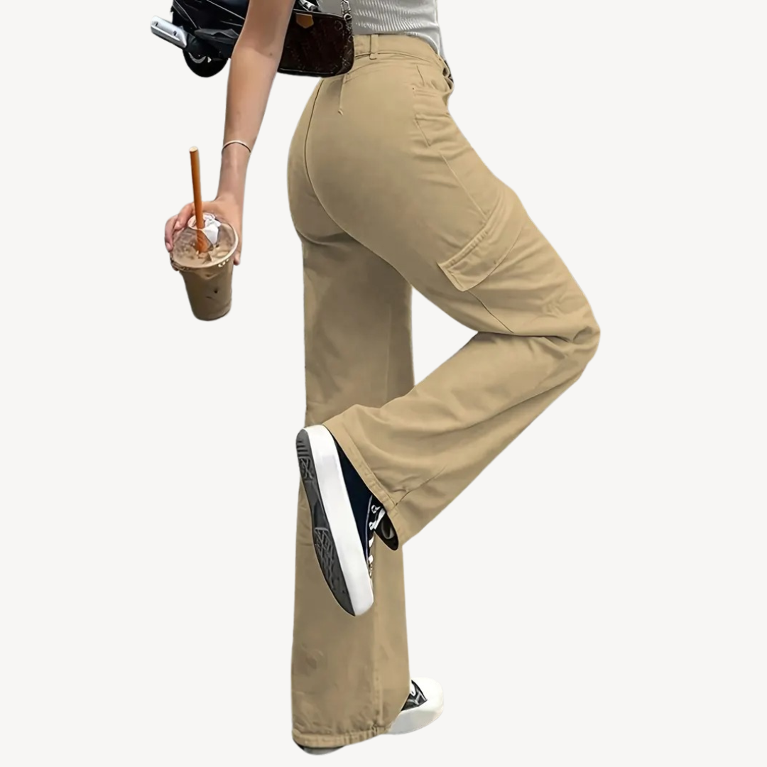 Women's High-Waisted Cargo Pants | Loravelle