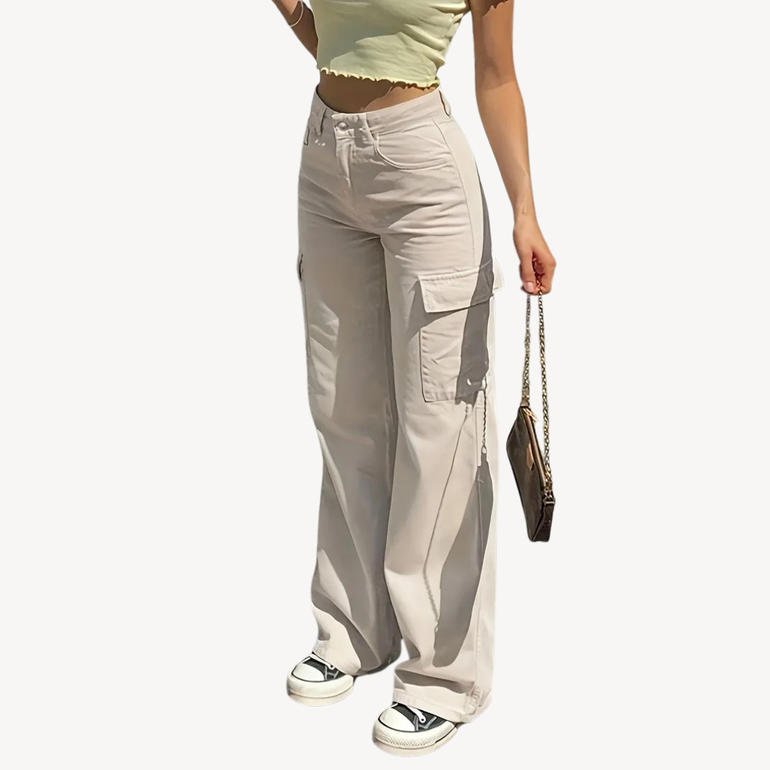 Women's High-Waisted Cargo Pants | Loravelle