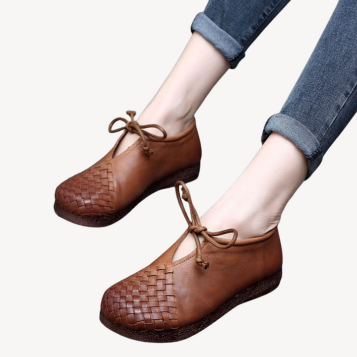 Orthopedic Lace-Up Shoes for Women | Loravelle