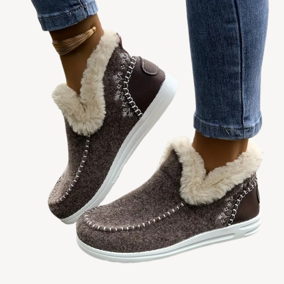 Fur-Lined Orthopedic Slip-On Shoes for Women | Loravelle