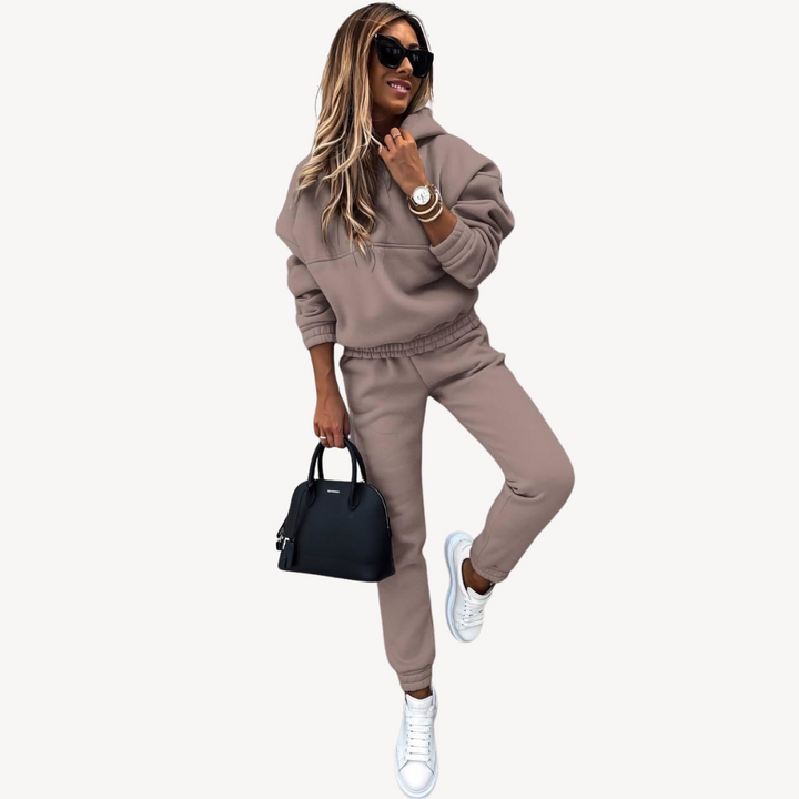 Women’s Sweatshirt & Pants Set | Loravelle