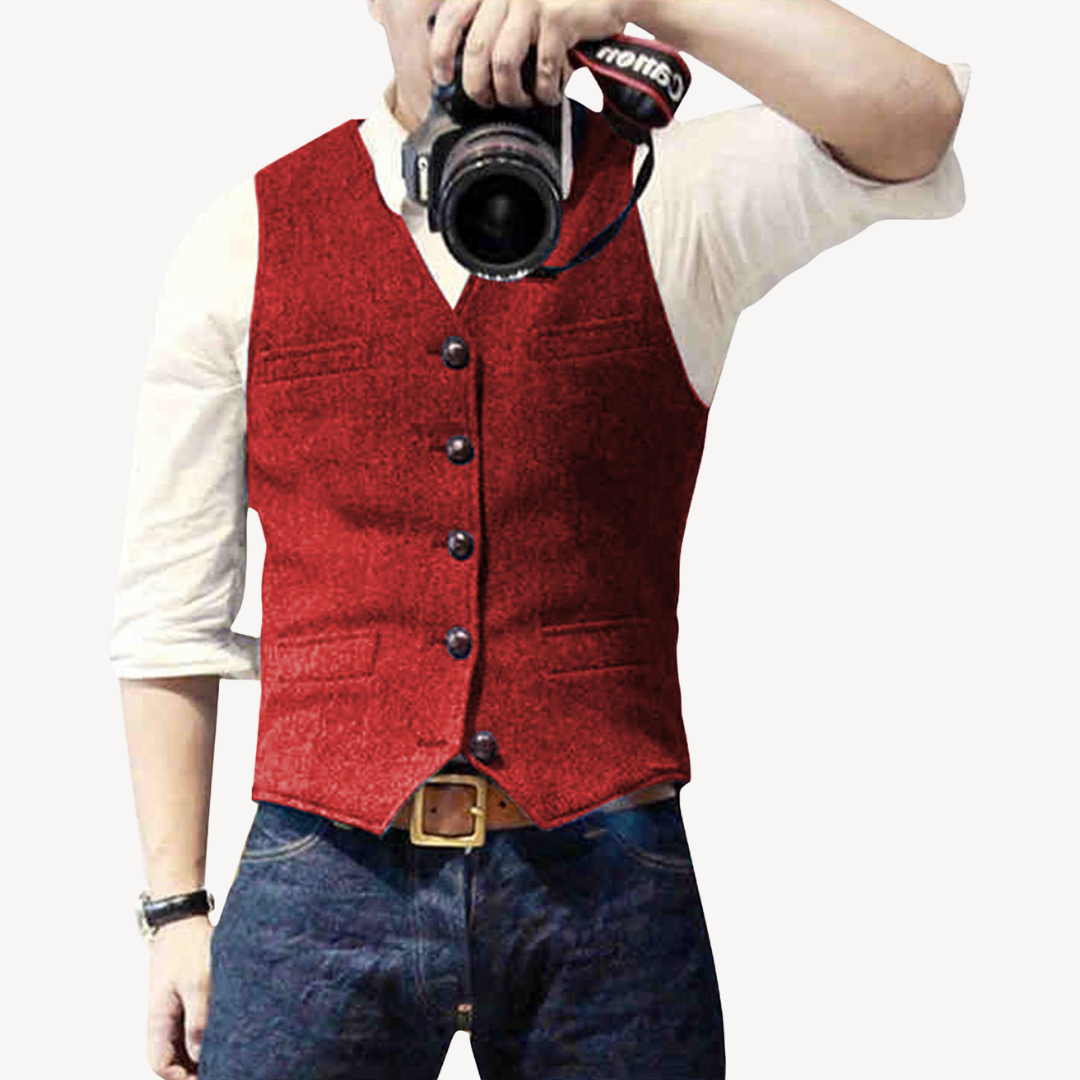 Men's Buttoned Wool Vest | Loravelle