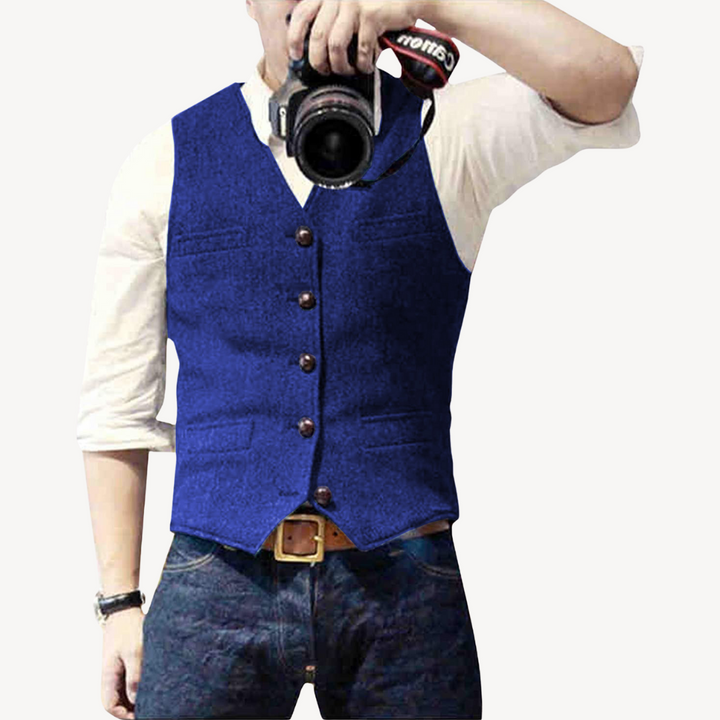 Men's Buttoned Wool Vest | Loravelle