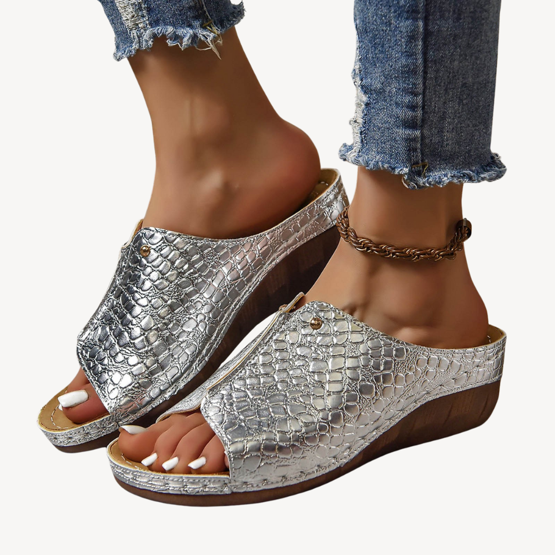 Orthopedic Slip-On Sandals for Women | Loravelle