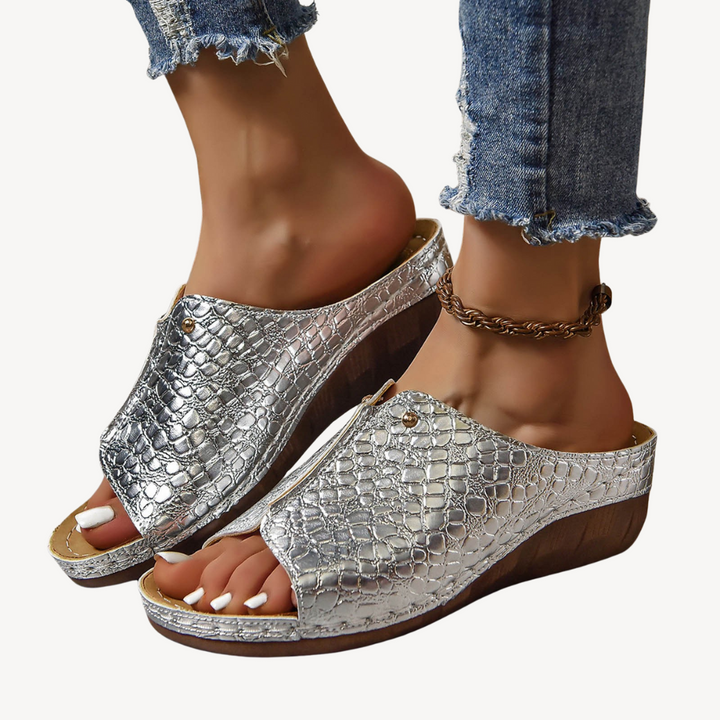 Orthopedic Slip-On Sandals for Women | Loravelle